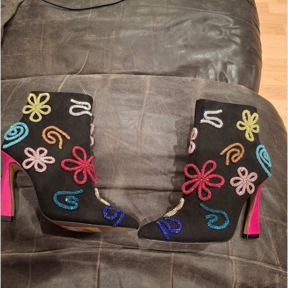 Betsey Johnson Black Ankle Boots with Multicolor Embellishments - Picture 4 of 14